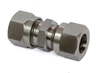 不锈钢卡套管接头